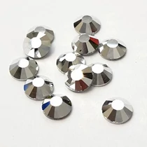 Chrome Crystal Labrador Preciosa strasszkő